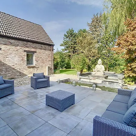 Au Calme - Duplex 3 Ch - 5 Pers Avec Piscine Intérieure 32c Namur - 5 Min E42 Sortie 12 Namur Ouest *